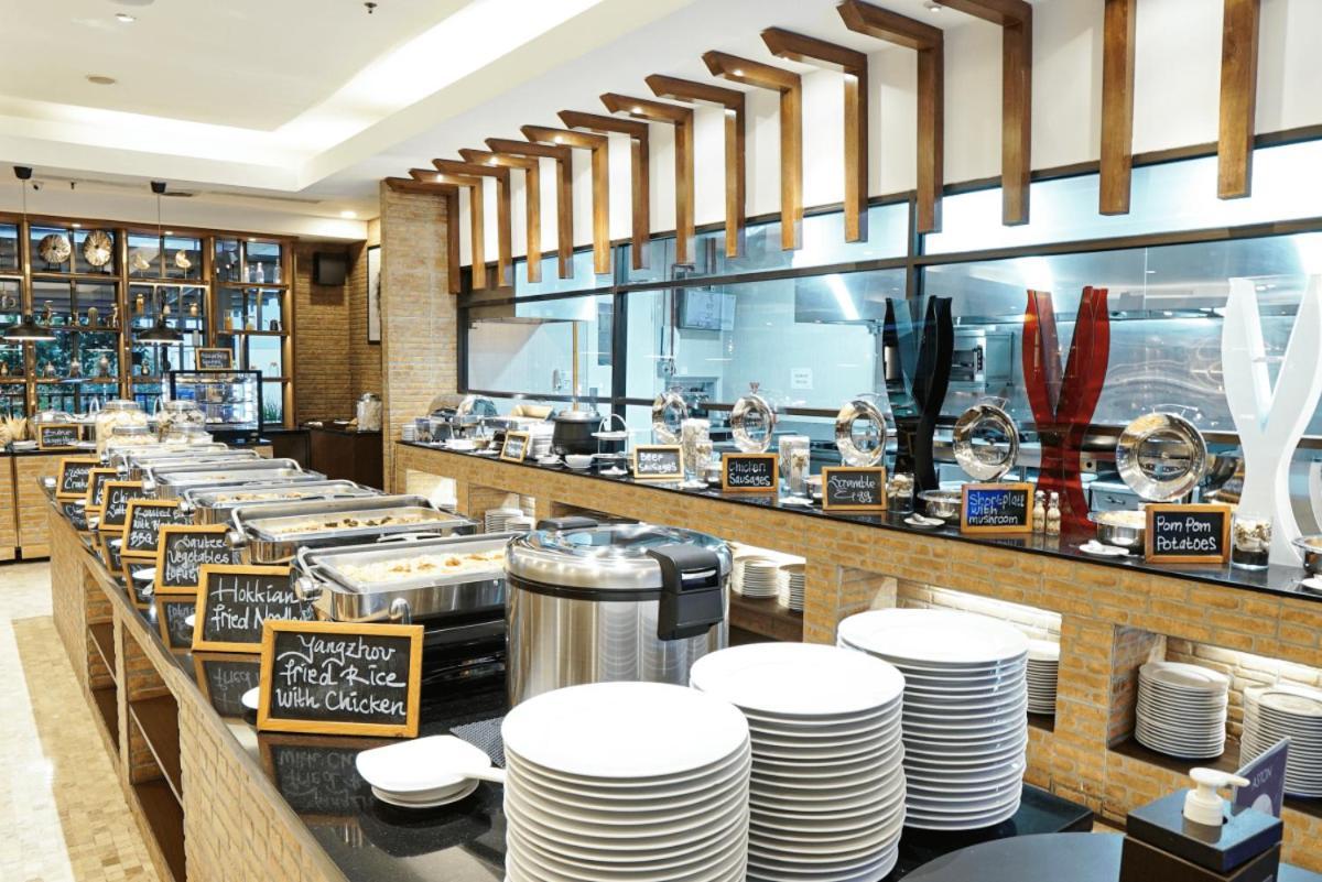 Aston Bogor Hotel And Resort Extérieur photo