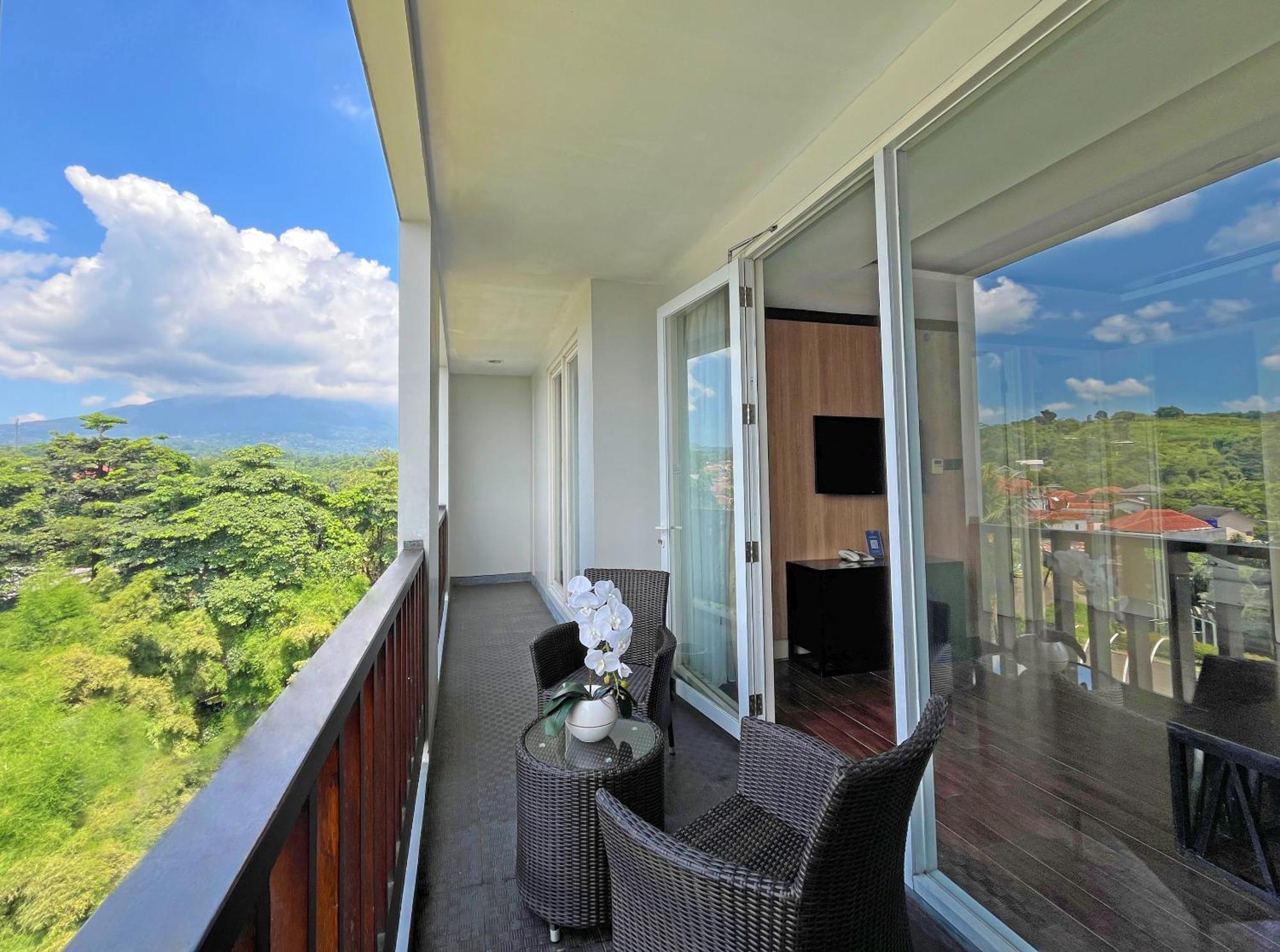 Aston Bogor Hotel And Resort Extérieur photo