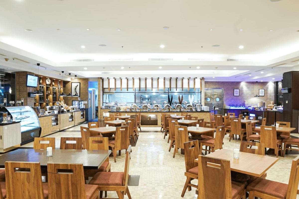 Aston Bogor Hotel And Resort Extérieur photo