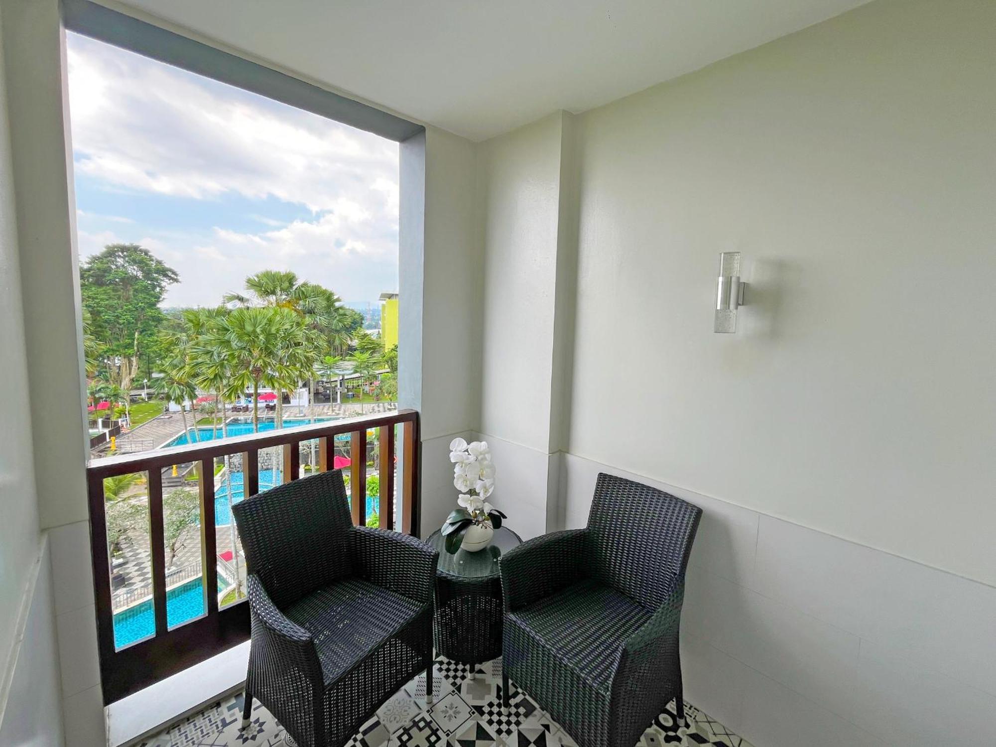 Aston Bogor Hotel And Resort Extérieur photo